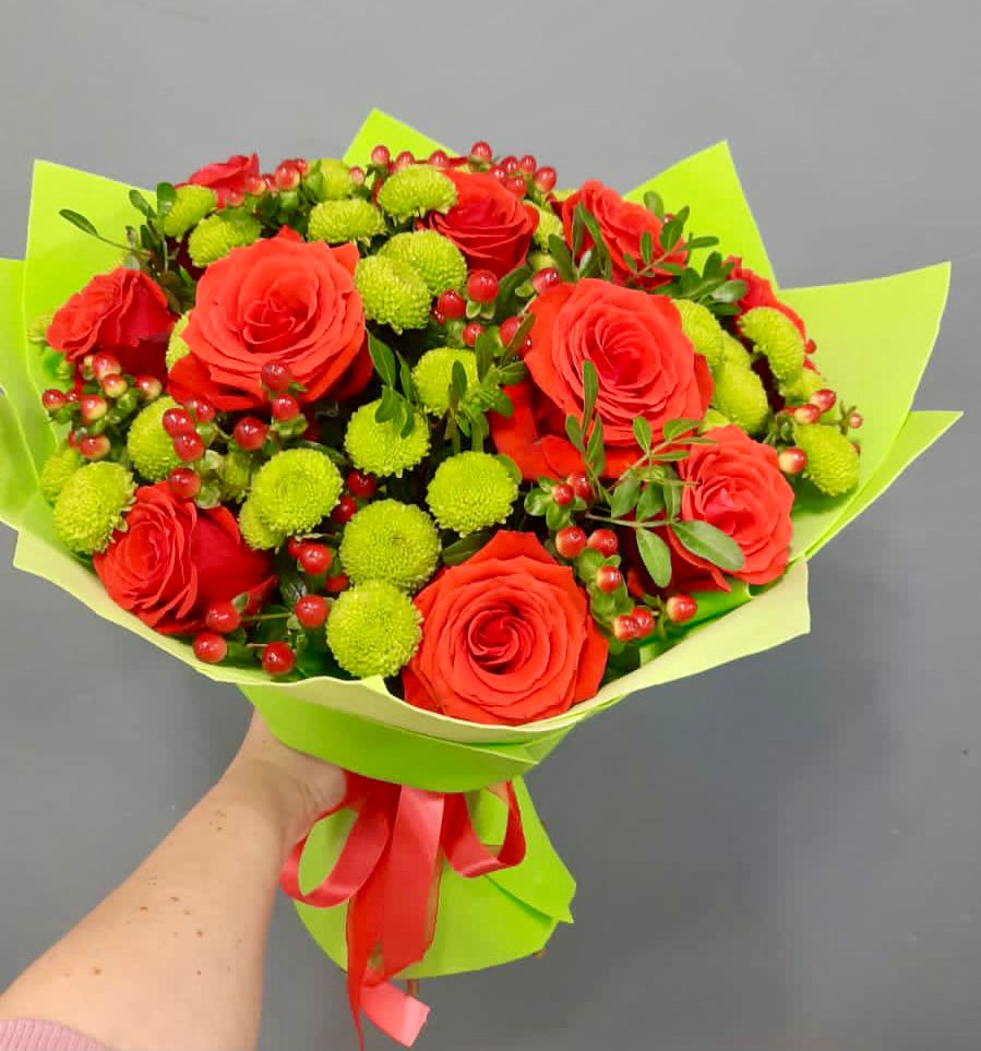 Букет цветов из: Хризантемы и Розы в Фаустово