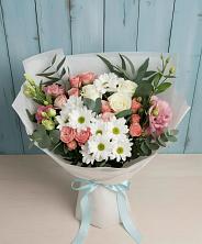 Букет цветов из:  Розы, Лизиантусы и Хризантемы в Фаустово