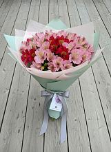 Букет цветов из:  Альстромерии в Фаустово