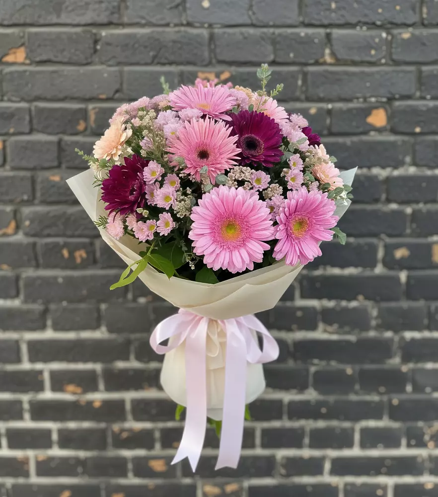 Букет цветов из: Герберы и Хризантемы в Фаустово