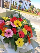Букет цветов из:  Герберы #REPLACE_PRED# Фаустово