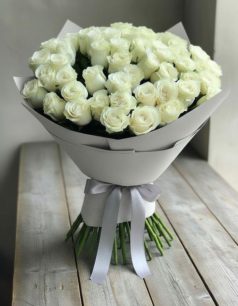 Букет 35 Белых роз в Фаустово