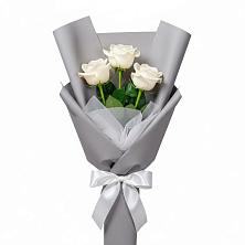 Букет 3 белые розы в Фаустово