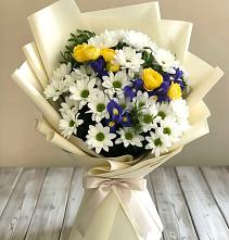 Букет цветов из:  Ирисы, Хризантемы и Розы #REPLACE_PRED# Фаустово