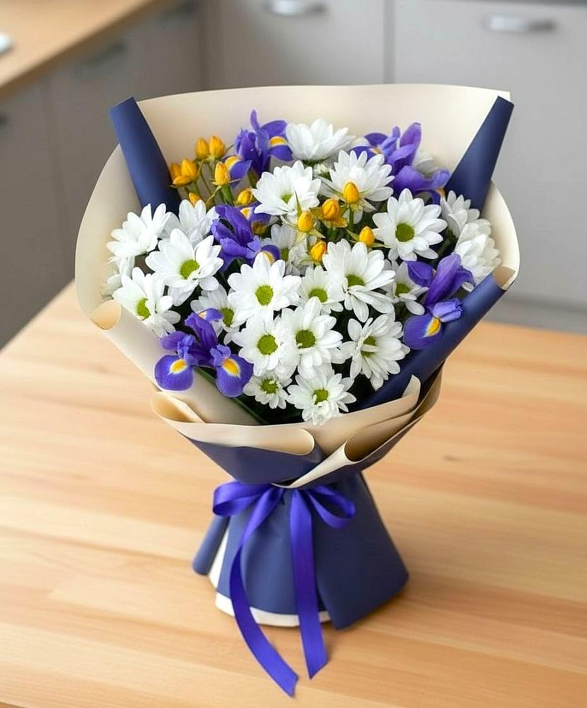 Букет цветов из: Розы, Ирисы и Хризантемы в Фаустово