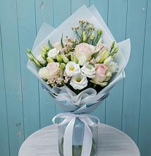 Букет цветов из:  Розы и Лизиантусы #REPLACE_PRED# Фаустово